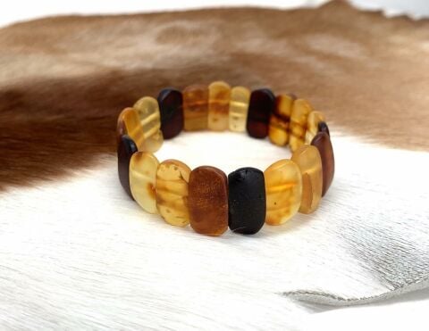 MAT RENK SÜZMESİ DAMLA KEHRİBAR BİLEKLİK