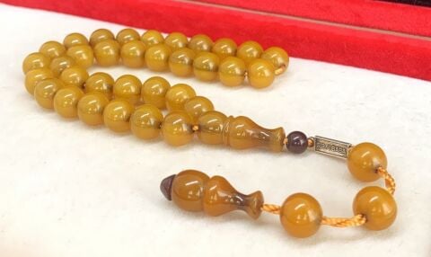 KOYU HARDAL RENKLİ SIKMA KÜRE MODEL KEHRİBAR TESBİH