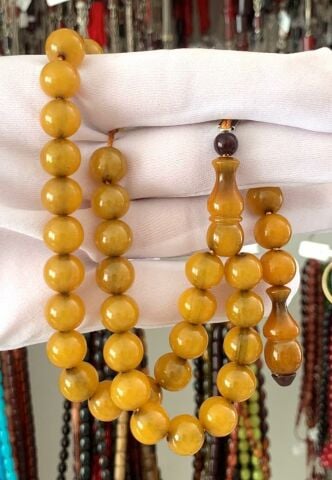 KOYU HARDAL RENKLİ SIKMA KÜRE MODEL KEHRİBAR TESBİH