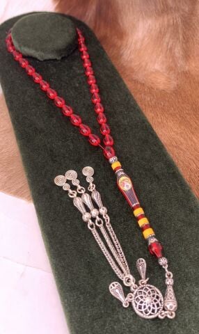ATEŞ KEHRİBAR KIRMIZI RESİM İMAMELİ GÜMÜŞ PÜSKÜLLÜ TESBİH