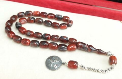 KAPSÜL MODEL KIRMIZI  COLORİST SIKMA KEHRİBAR TESBİH