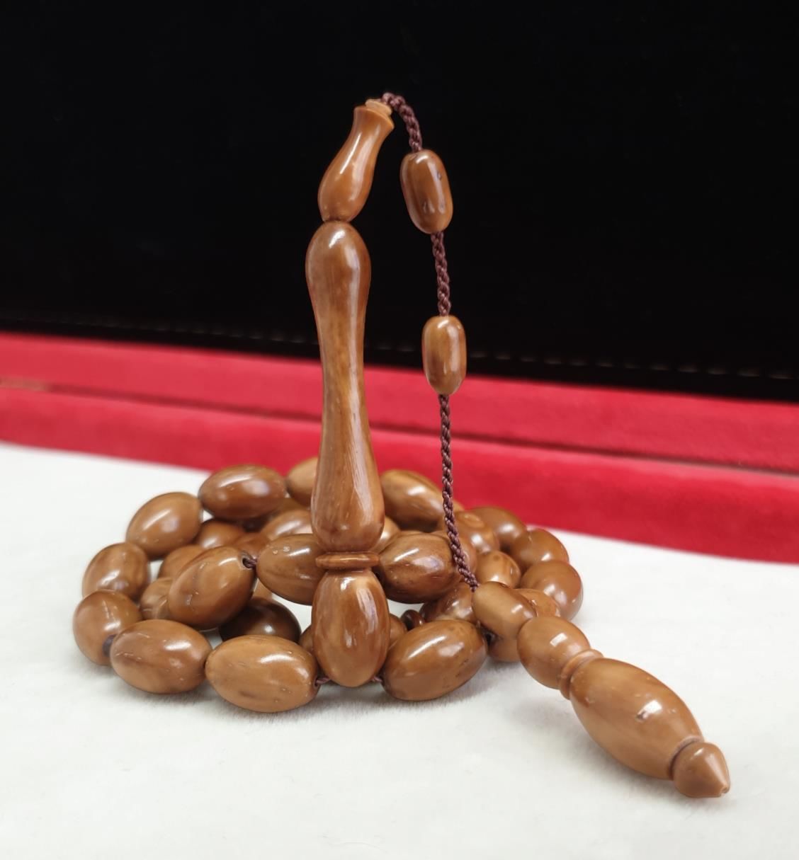 KUKA  KAHVERENGİ  BEYZİ MODEL TESBİH