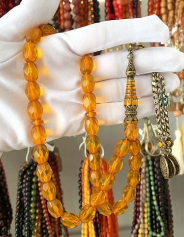 TURUNCU , İRİ HABBELİ FASETA KESİM, PiRİNÇ İŞLEME İMAMELİ NECEF TESBİH