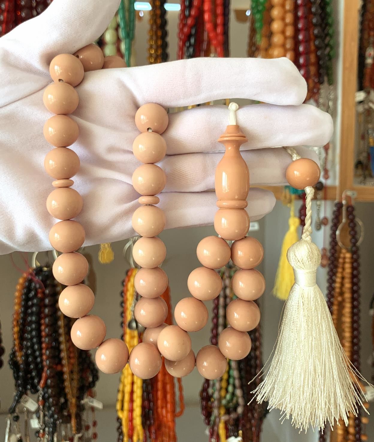 İRİ BOY KREM RENKLİ YENİ KATALİN TESBİH