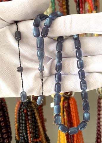 GRİ KAPSÜL MODEL SEDEFLİ SIKMA KEHRİBAR TESBİH