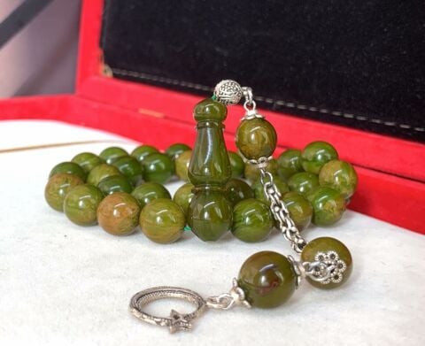 YEŞİL HARELİ  SIKMA KEHRİBAR TESBİH