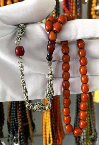 TURUNCU SİYAH SIKMA KEHRİBAR TESBİH