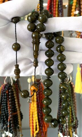 YEŞİL TURUNCU HARELİ İRİ BOY SIKMA KEHRİBAR TESBİH