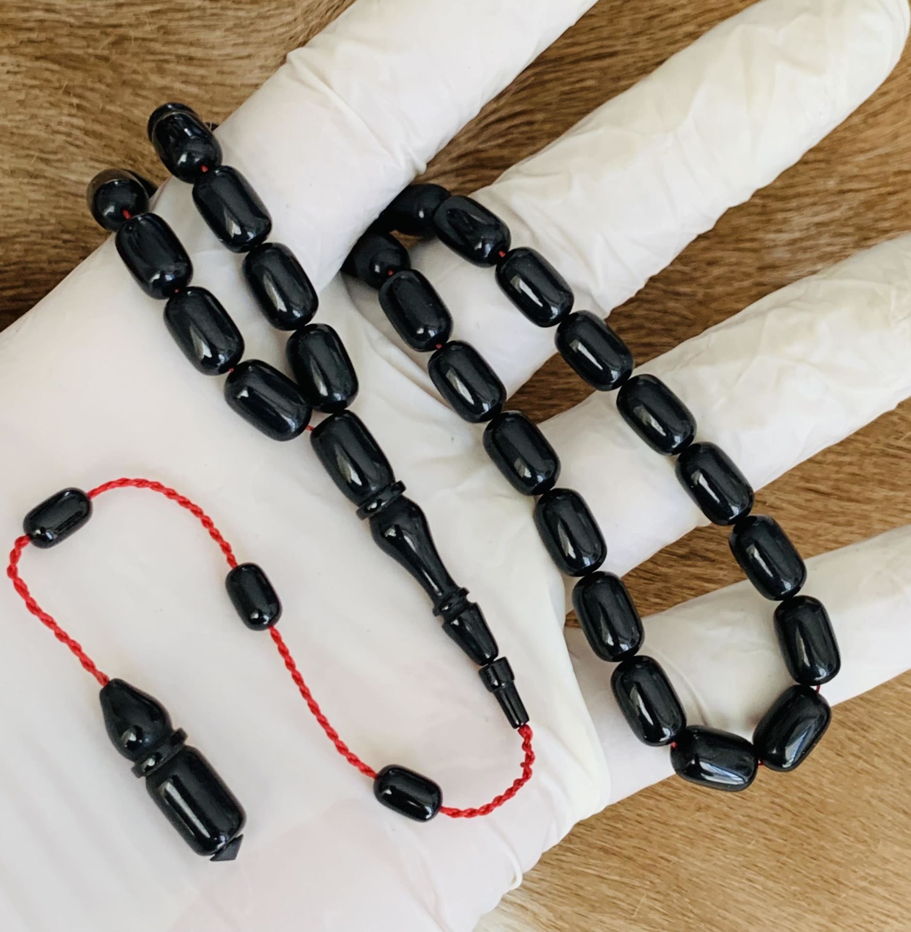 BOWLİNG TOPUNDAN BELÇİKA KATALİN TESBİH SİYAH KAPSÜL MODEL