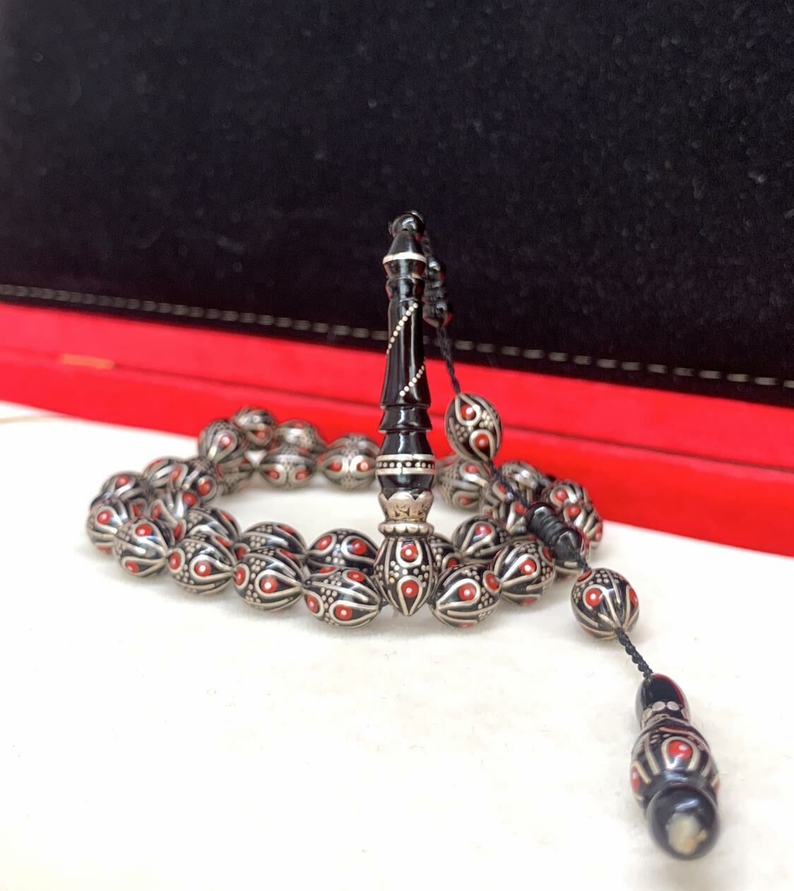 ERZURUM OLTU KOMPLE MERCAN VE GÜMÜŞ İŞLEMELİ TESBİH