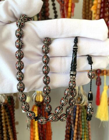 ERZURUM OLTU KOMPLE MERCAN VE GÜMÜŞ İŞLEMELİ TESBİH