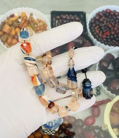 EFE MASKOT BOY KARIŞIK RENKLİ KEHRİBAR TESBİH