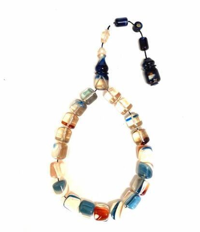 EFE MASKOT BOY KARIŞIK RENKLİ KEHRİBAR TESBİH