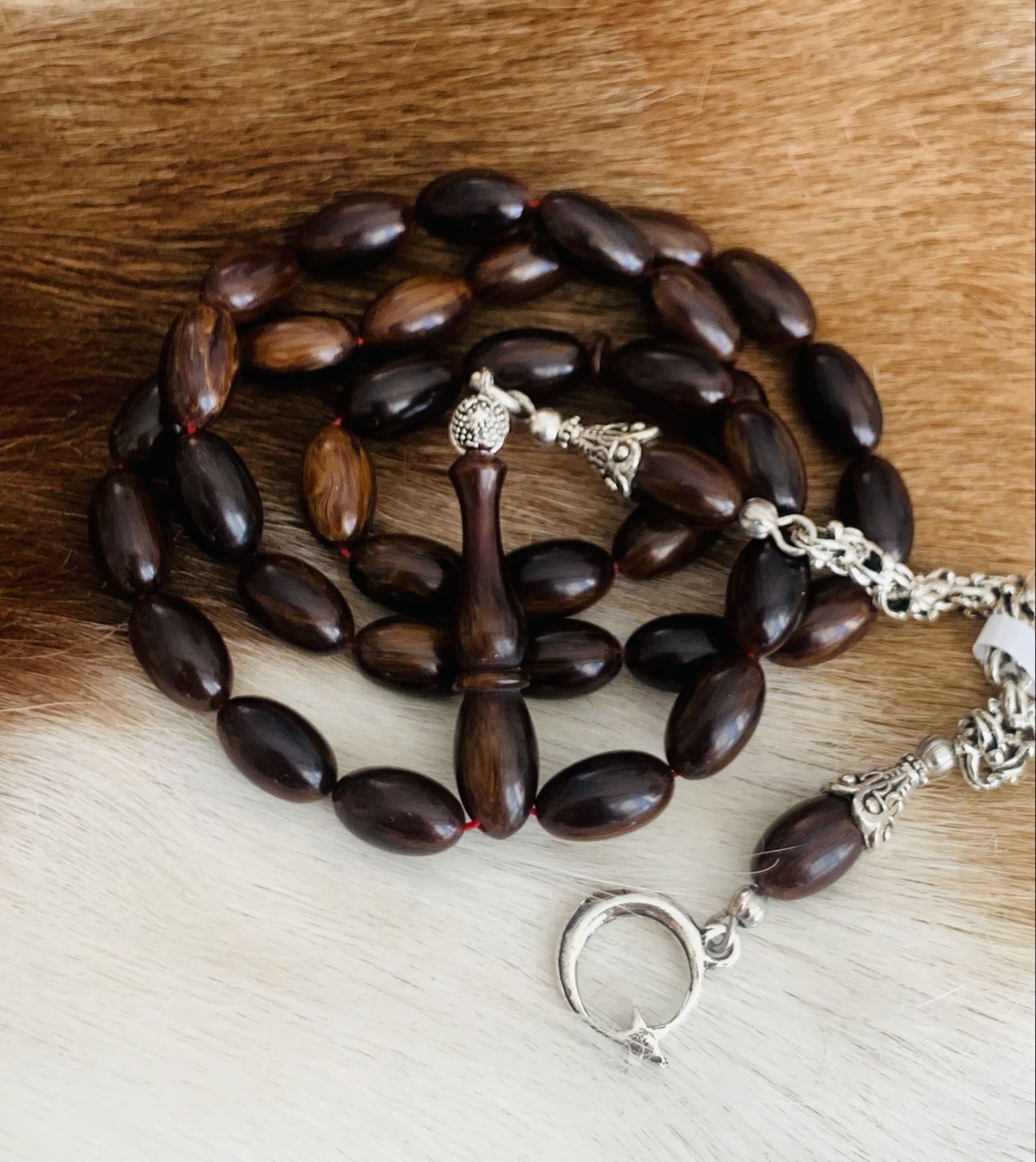 HARELİ KAHVE RENGİ KATALİN TESBİH BEYZİ MODEL ALPAKA PÜSKÜL