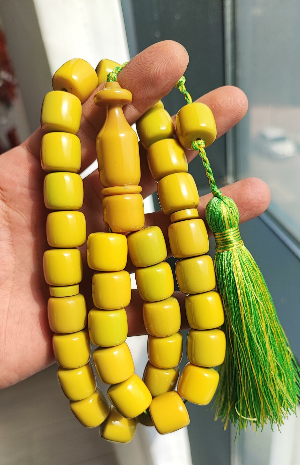 KATALİN SARI-YEŞİL TEKER KESME MODEL