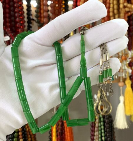 ESKİ MALZEMEDEN HARELİ YEŞİL KATALİN TESBİH