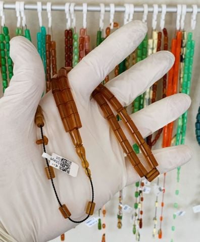 ESKİ ÇUBUK MALZEME BAL RENGİ KATALİN TESBİH KESME MODEL