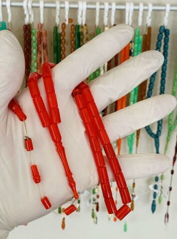 ESKİ MALZEME KIRMIZI ÇUBUK KATALİN TESBİH KESME MODEL