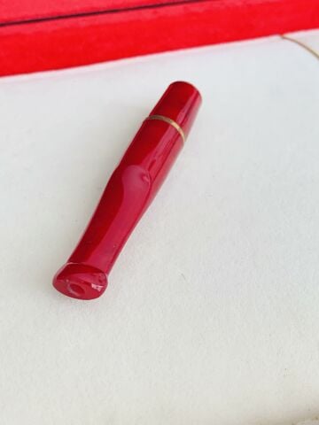 KEHRİBAR AĞIZLIK KIRMIZI