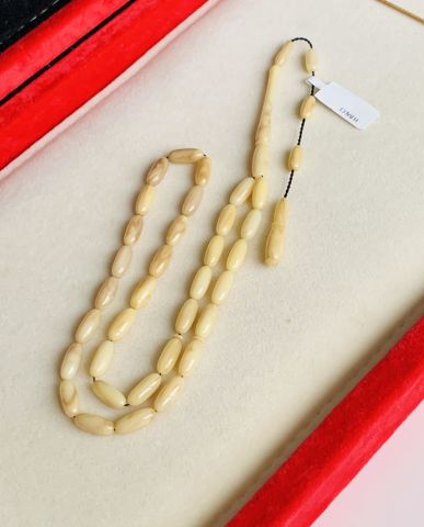 ESKİ ÇUBUK MALZEME KATALİN KREM BEYZİ MODEL TESBİH