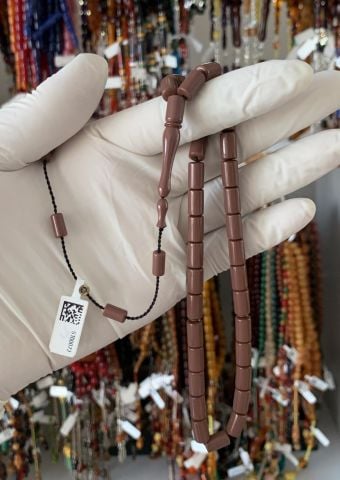 ESKİ ÇUBUK MALZEMEDEN KATALİN KAHVERENGİ KESME MODEL TESBİH