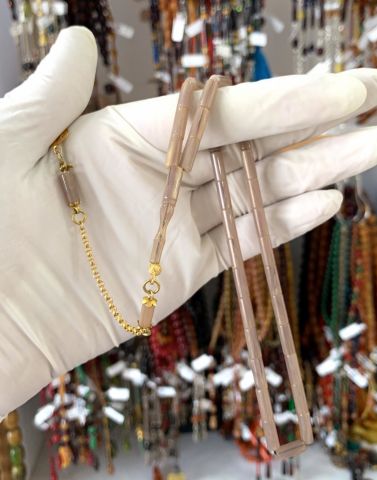 ALTIN PÜSKÜLLÜ KATALİN KREM HARELİ KESME MODEL TESBİH