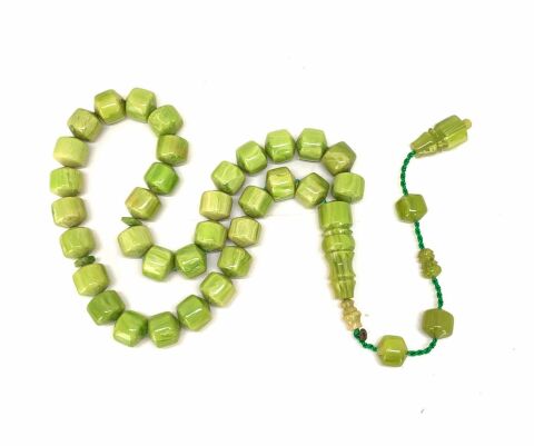 ÇUBUK KATALİN YEŞİL UÇLU KESME MODEL TESBİH