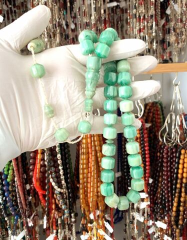 ÇUBUK KATALİN AÇIK YEŞİL UÇLU KESME MODEL TESBİH