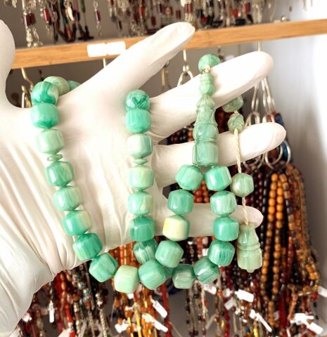 ÇUBUK KATALİN AÇIK YEŞİL UÇLU KESME MODEL TESBİH